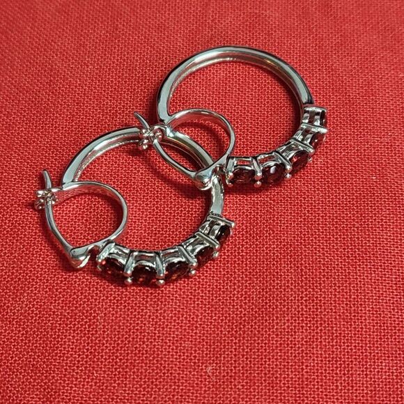Mozambique Garnet Platinum Over Sterling Silver Hoop Earrings - Picture 2 of 4